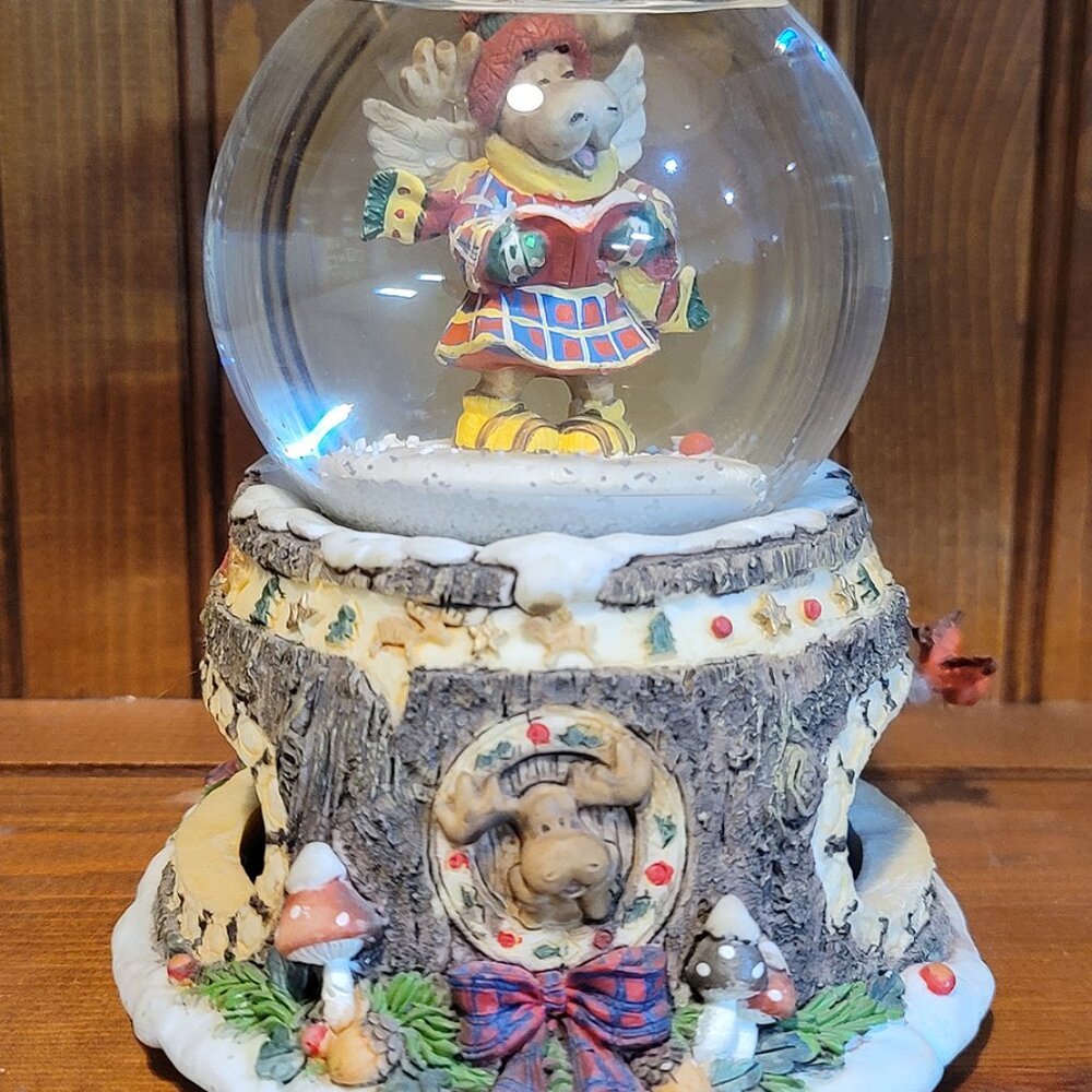 Angel Moose Maple Tree Christmas Holiday Musical Animated Snow Globe - Picture 4 of 4